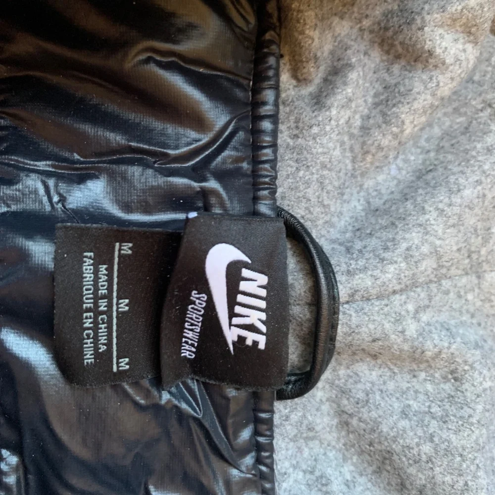 BLACK AND GREY NIKE WOOL AND LEATHER BOMBER COAT - Picture 5 of 9